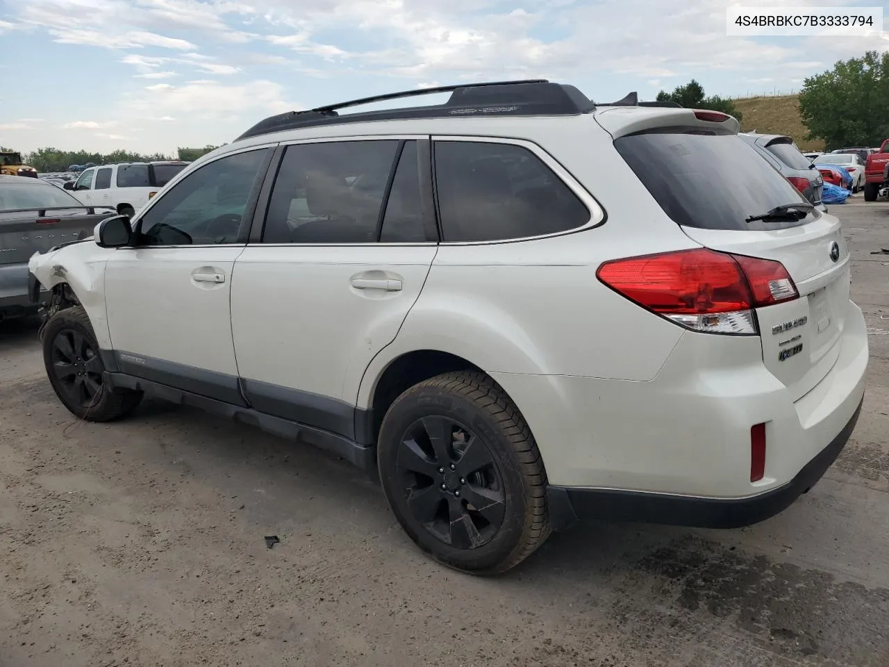 4S4BRBKC7B3333794 2011 Subaru Outback 2.5I Limited