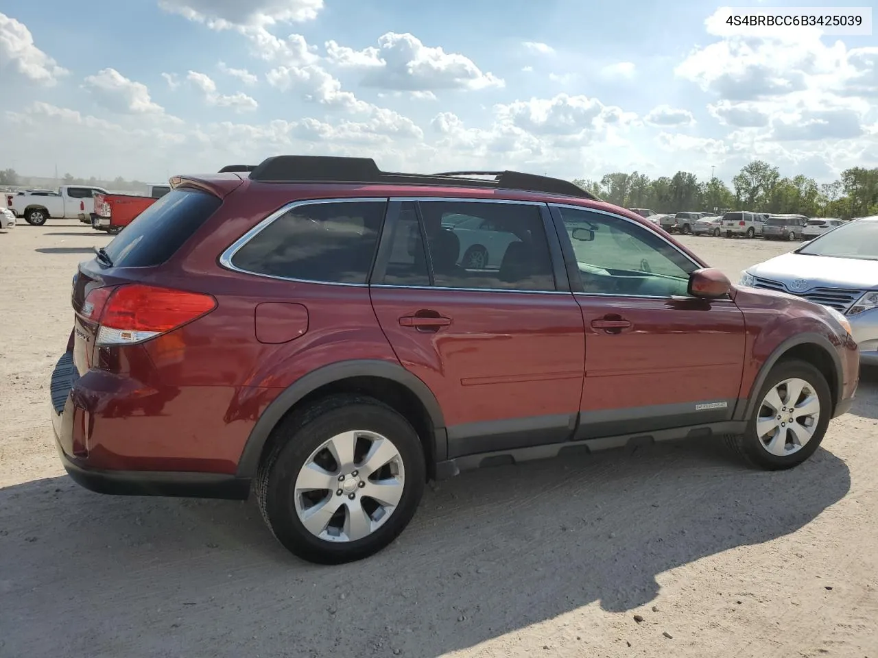 2011 Subaru Outback 2.5I Premium VIN: 4S4BRBCC6B3425039 Lot: 72218284