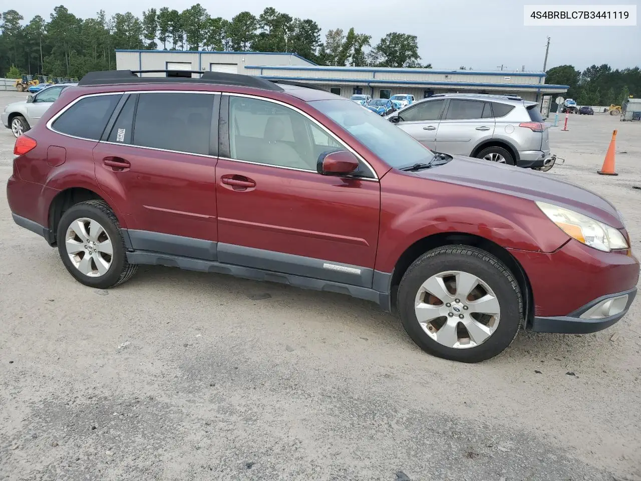 4S4BRBLC7B3441119 2011 Subaru Outback 2.5I Limited
