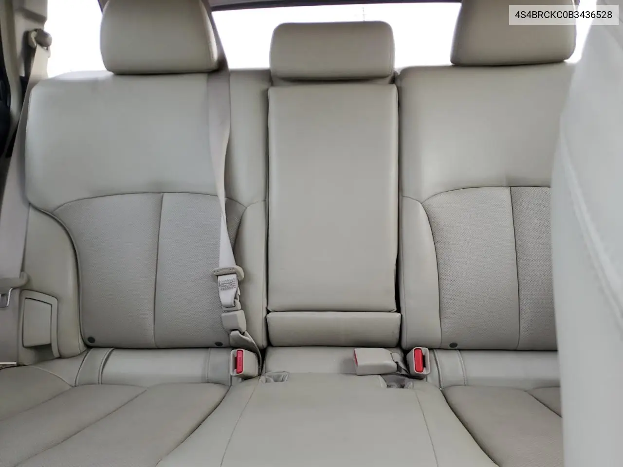 4S4BRCKC0B3436528 2011 Subaru Outback 2.5I Limited