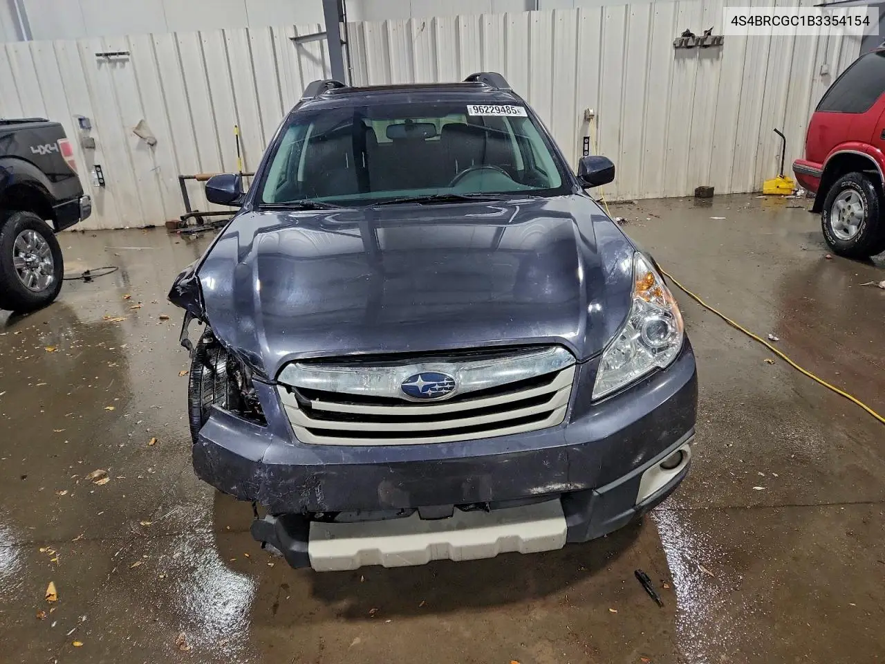 4S4BRCGC1B3354154 2011 Subaru Outback 2.5I Premium