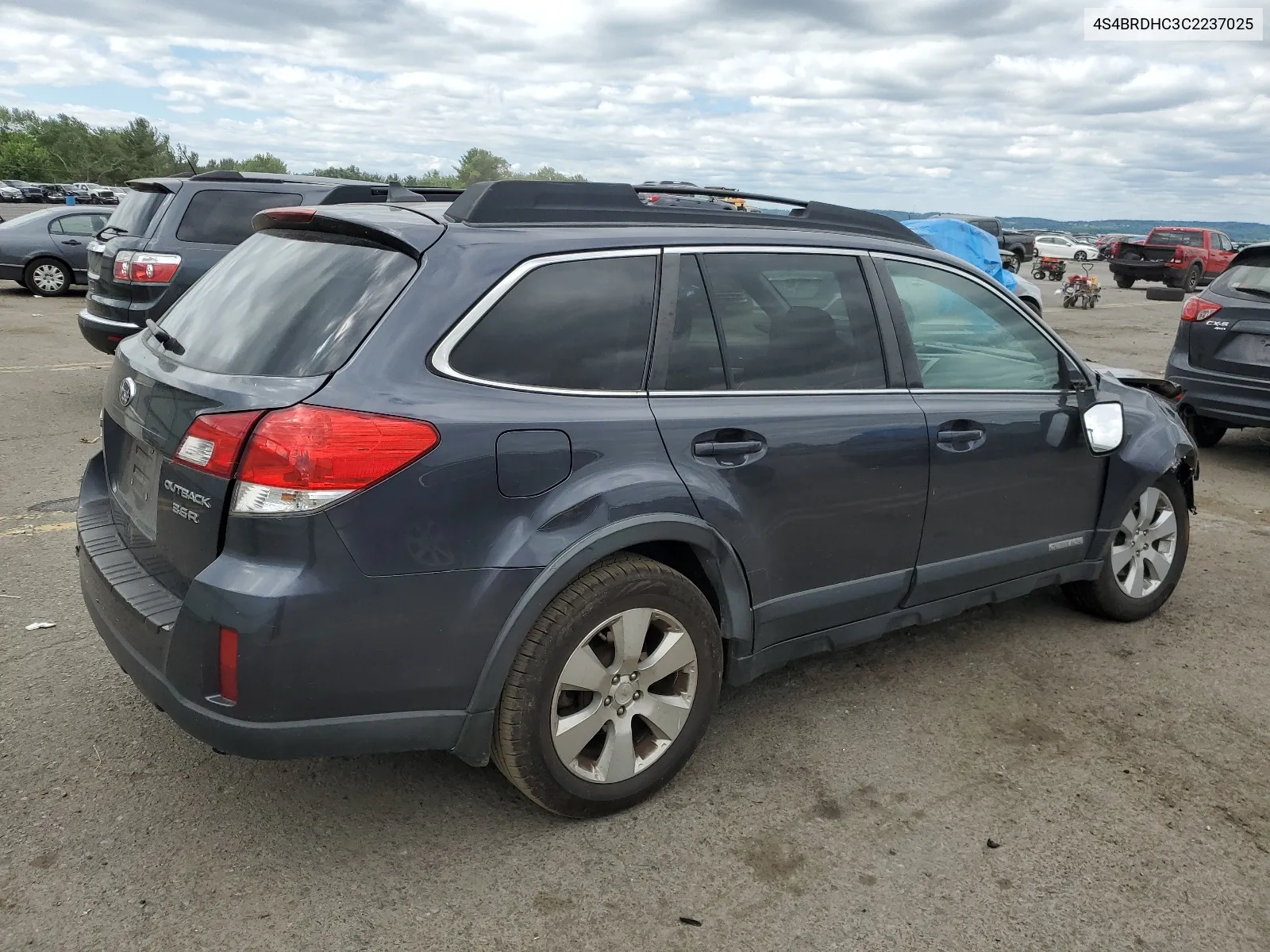 4S4BRDHC3C2237025 2012 Subaru Outback 3.6R Premium