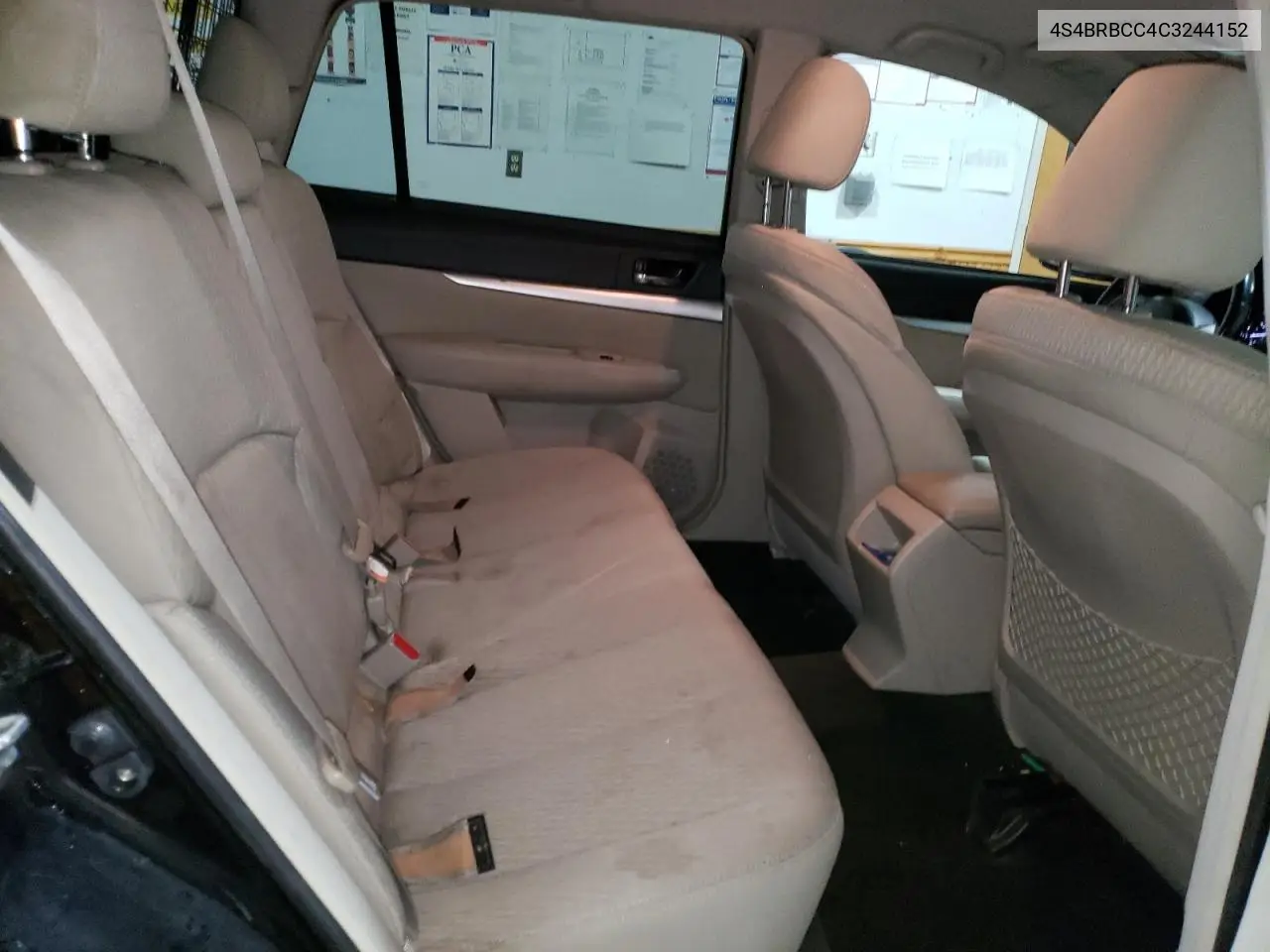 4S4BRBCC4C3244152 2012 Subaru Outback 2.5I Premium