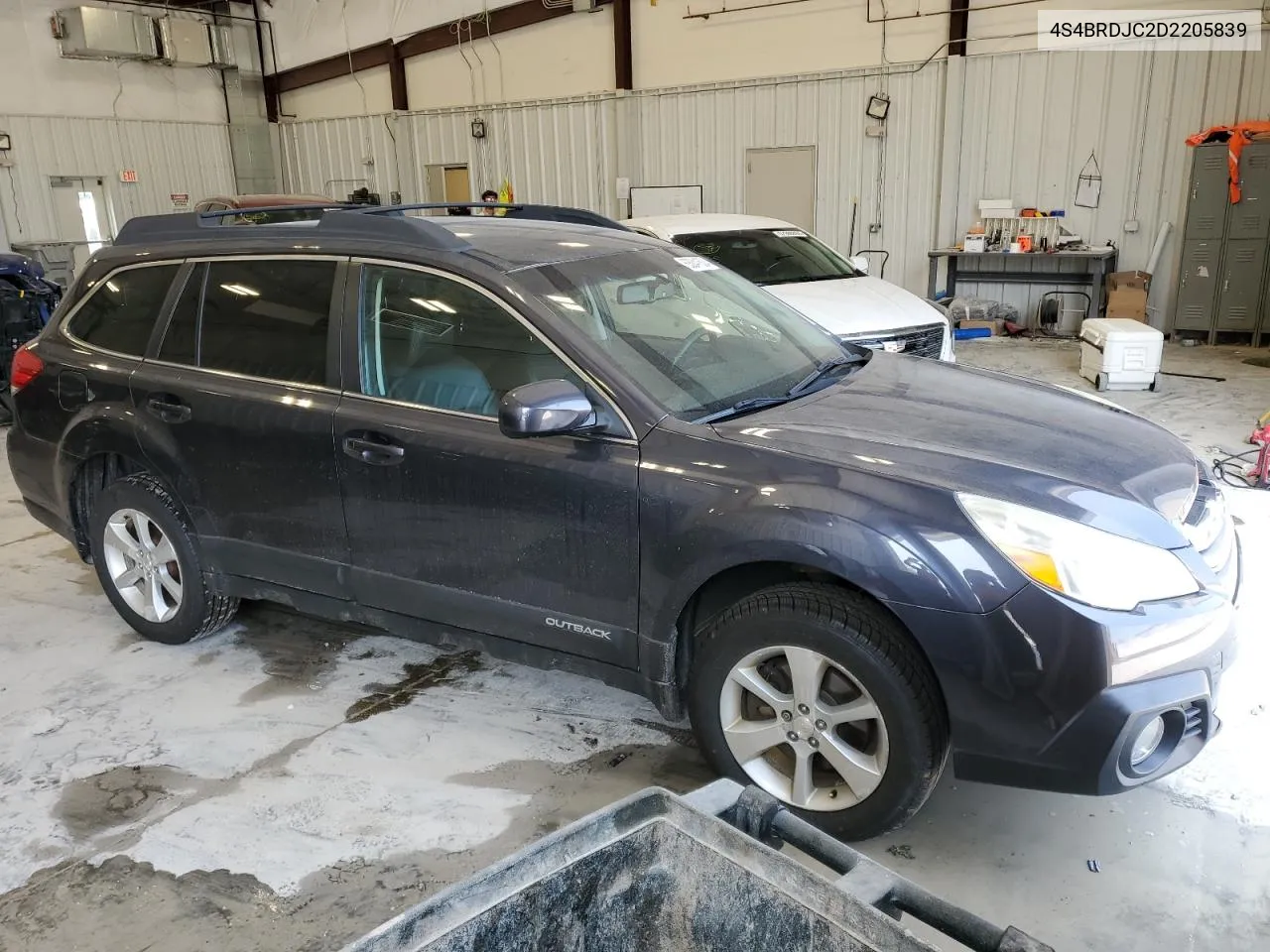 4S4BRDJC2D2205839 2013 Subaru Outback 3.6R Limited