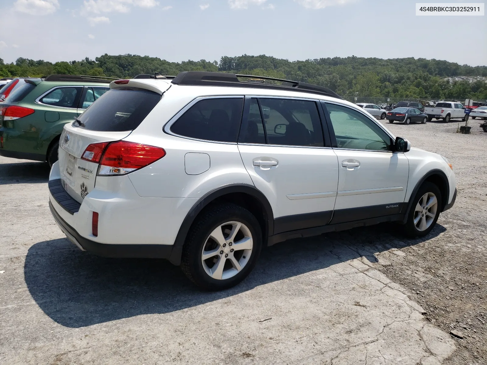 4S4BRBKC3D3252911 2013 Subaru Outback 2.5I Limited