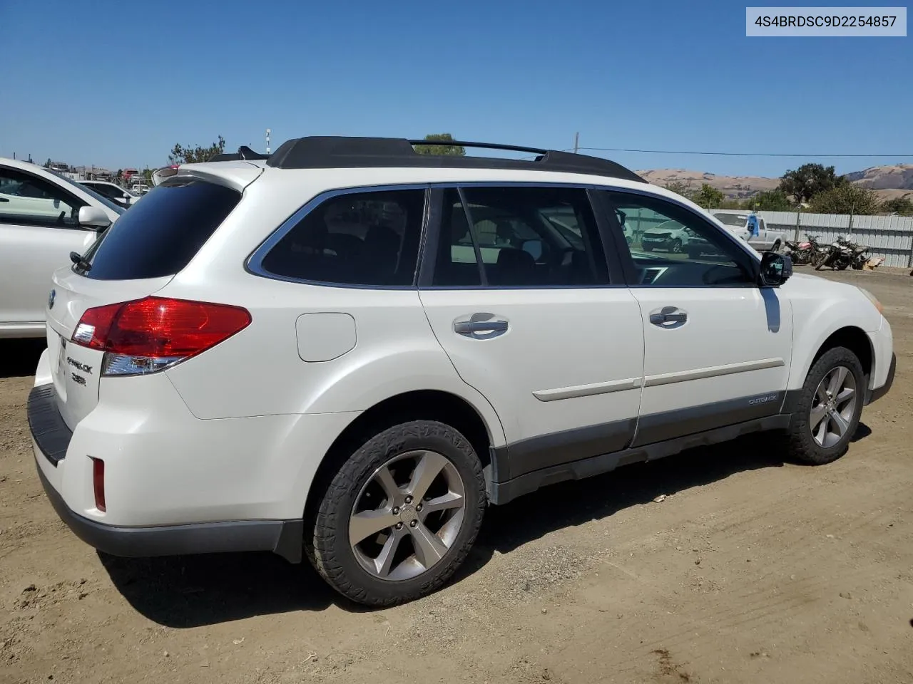 4S4BRDSC9D2254857 2013 Subaru Outback 3.6R Limited