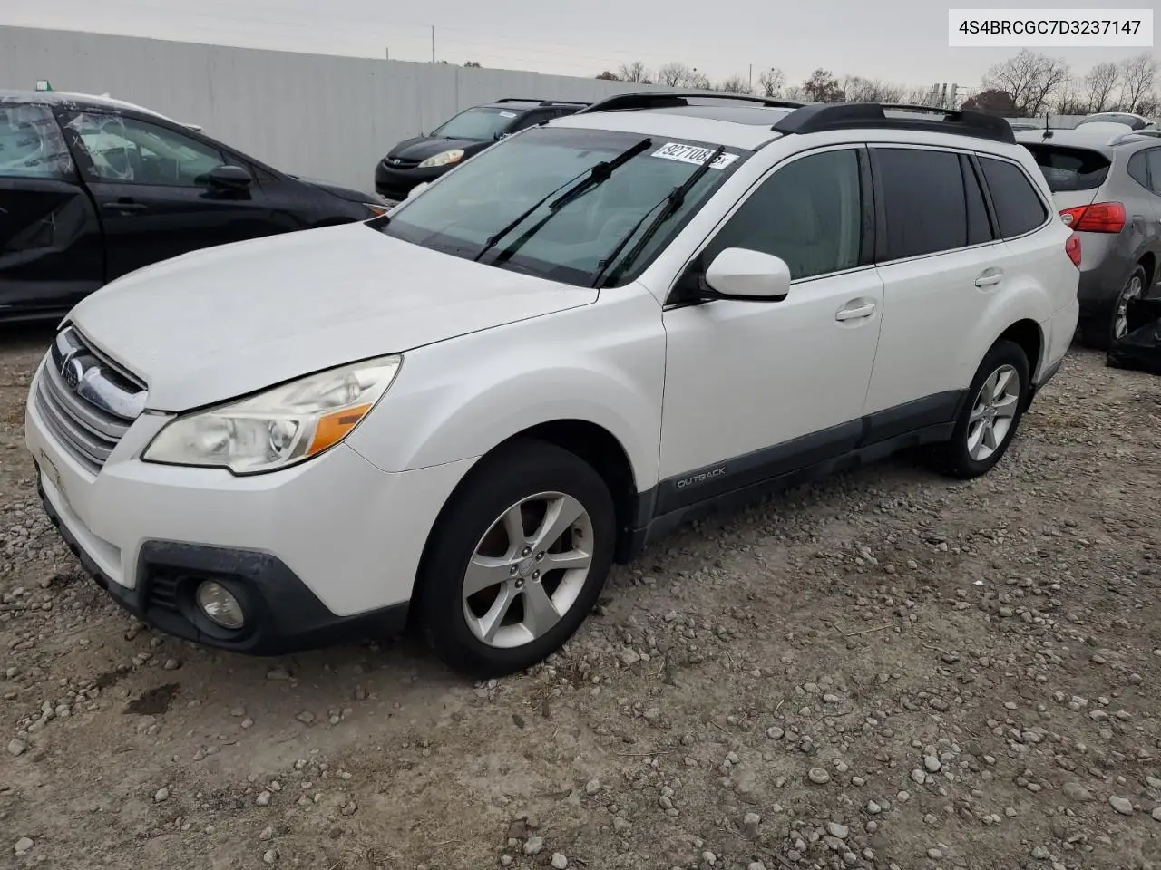 4S4BRCGC7D3237147 2013 Subaru Outback 2.5I Premium