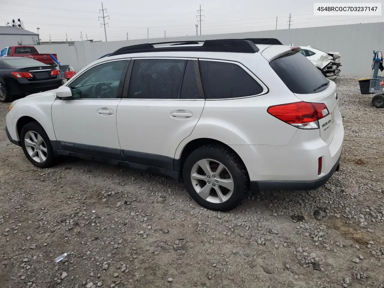 4S4BRCGC7D3237147 2013 Subaru Outback 2.5I Premium