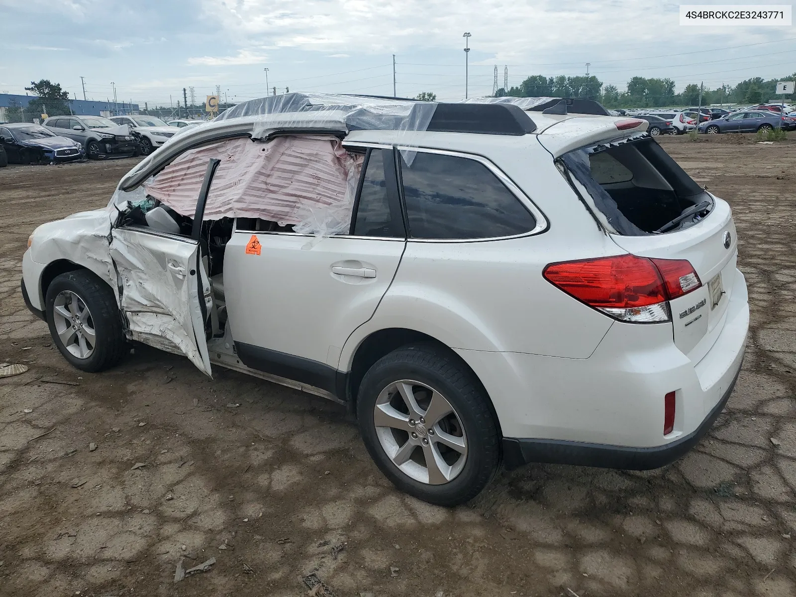 2014 Subaru Outback 2.5I Limited VIN: 4S4BRCKC2E3243771 Lot: 61627634