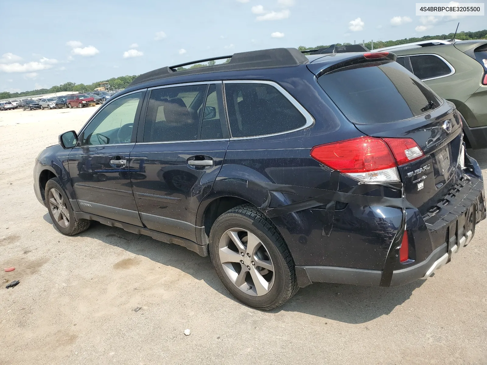 4S4BRBPC8E3205500 2014 Subaru Outback 2.5I Limited