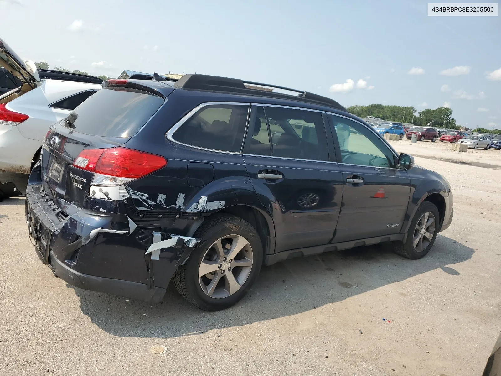 2014 Subaru Outback 2.5I Limited VIN: 4S4BRBPC8E3205500 Lot: 62942874