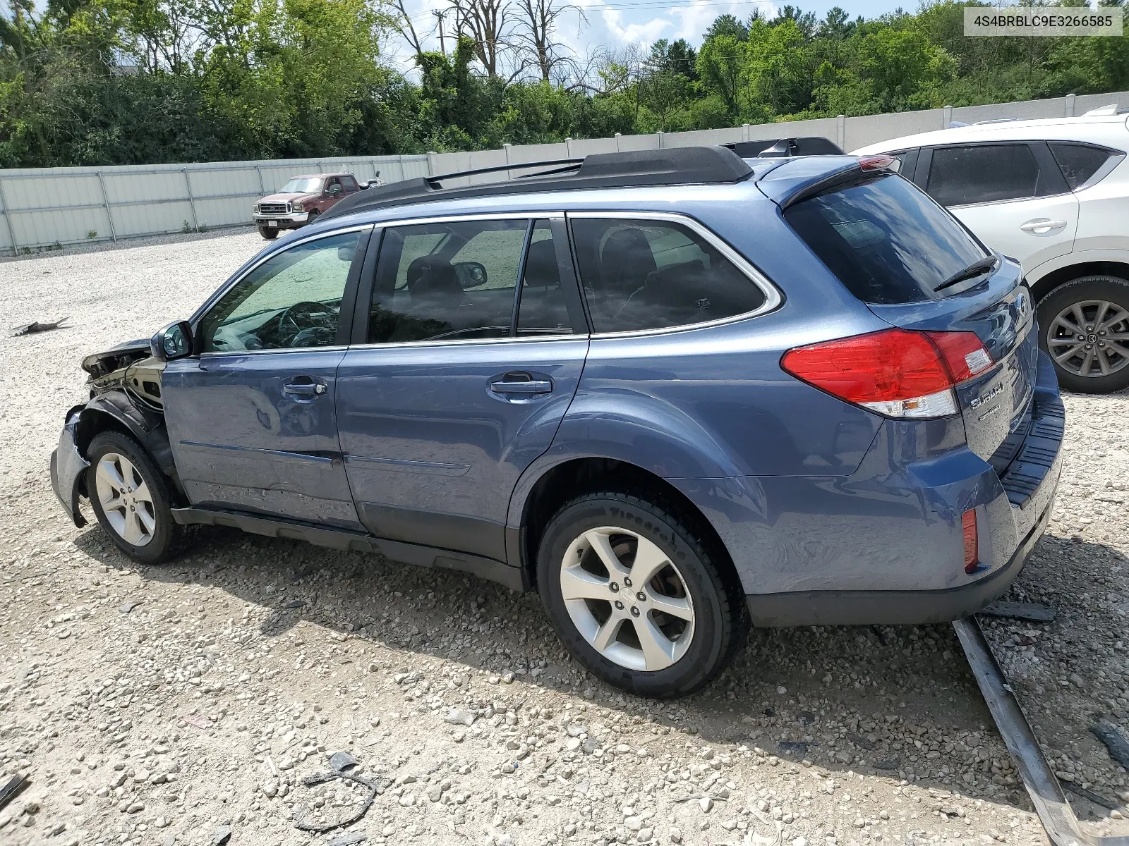 2014 Subaru Outback 2.5I Limited VIN: 4S4BRBLC9E3266585 Lot: 64150514