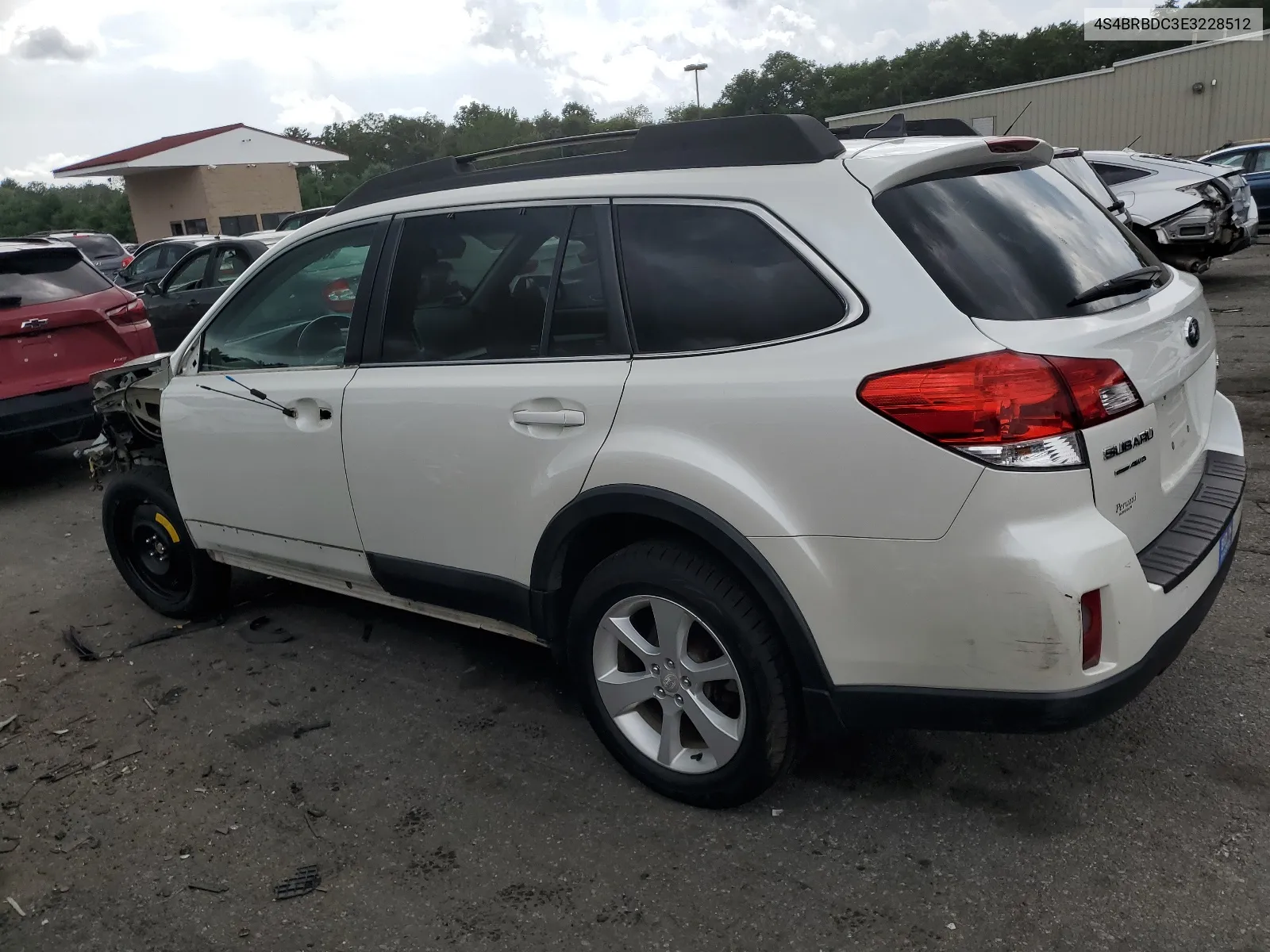 2014 Subaru Outback 2.5I Premium VIN: 4S4BRBDC3E3228512 Lot: 68489974