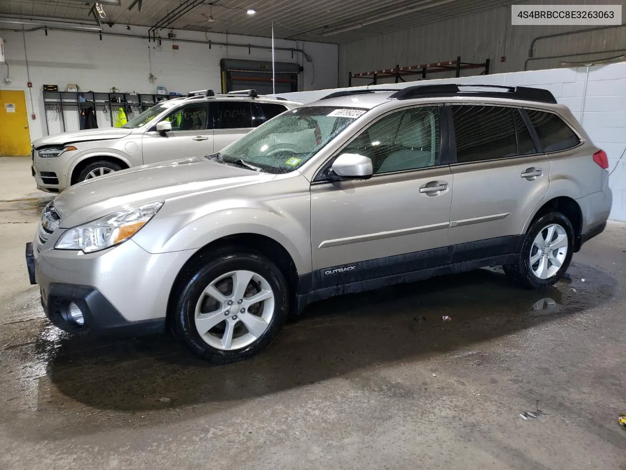 2014 Subaru Outback 2.5I Premium VIN: 4S4BRBCC8E3263063 Lot: 69799224