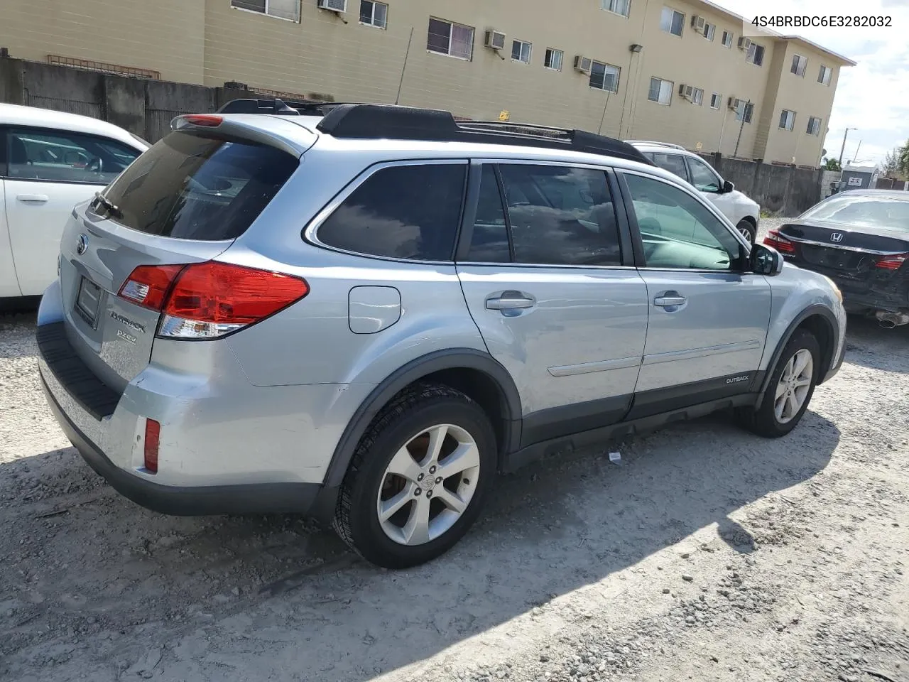 2014 Subaru Outback 2.5I Premium VIN: 4S4BRBDC6E3282032 Lot: 70084074