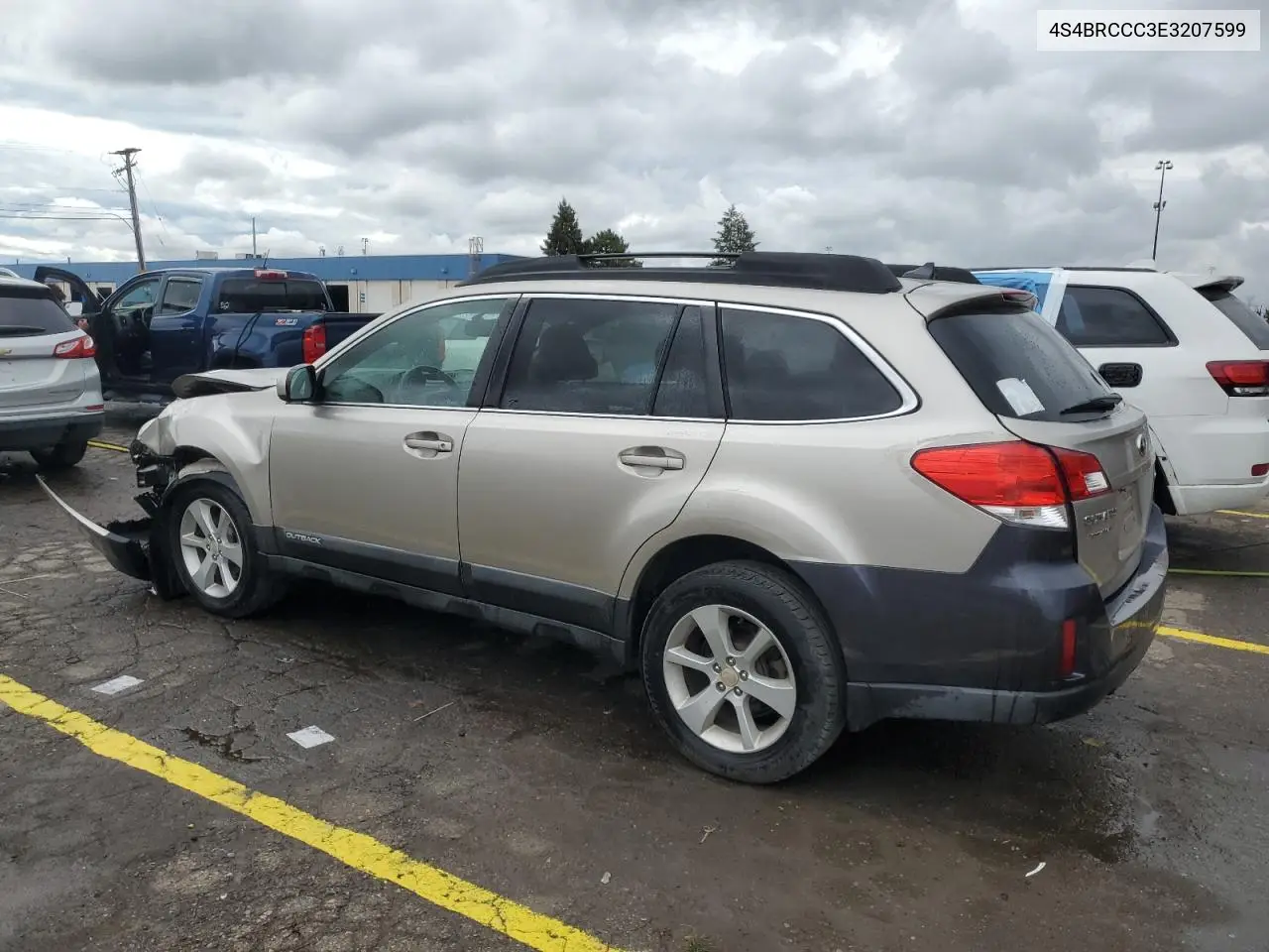 4S4BRCCC3E3207599 2014 Subaru Outback 2.5I Premium