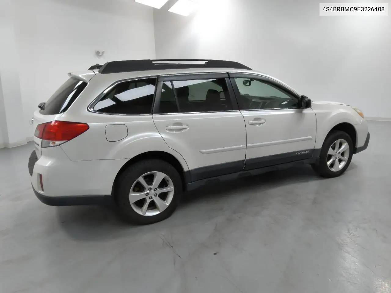 4S4BRBMC9E3226408 2014 Subaru Outback 2.5I Limited