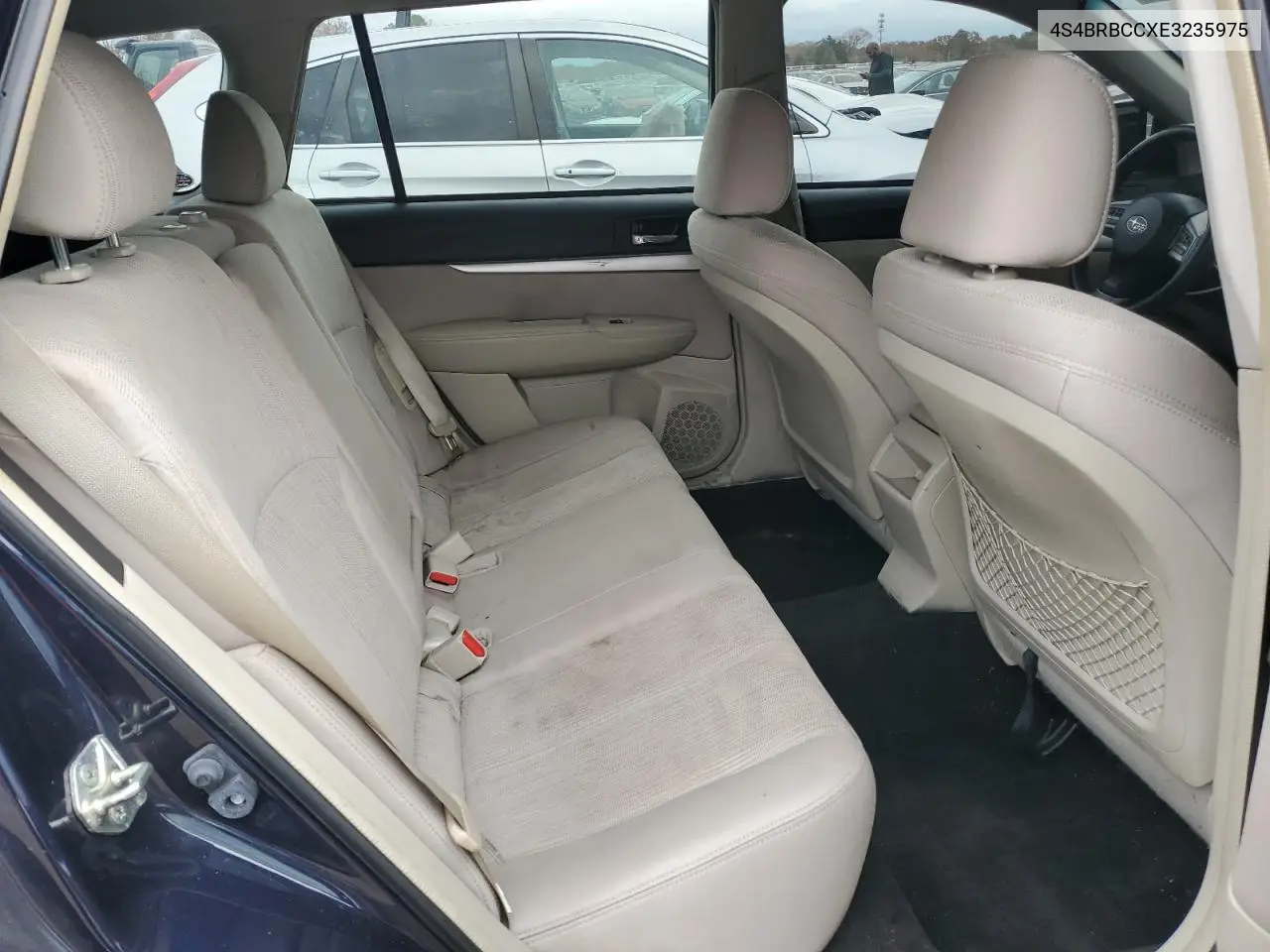 4S4BRBCCXE3235975 2014 Subaru Outback 2.5I Premium