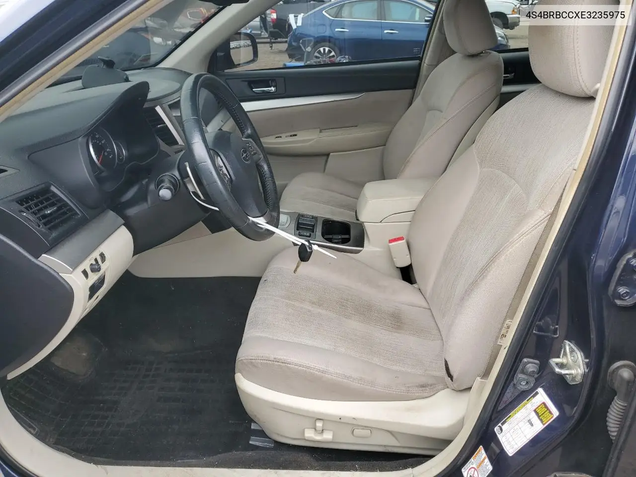 4S4BRBCCXE3235975 2014 Subaru Outback 2.5I Premium