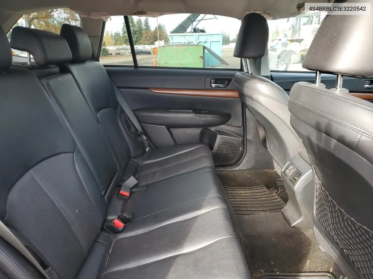 4S4BRBLC3E3220542 2014 Subaru Outback 2.5I Limited