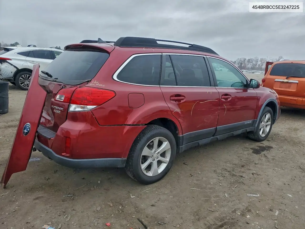 4S4BRBCC5E3247225 2014 Subaru Outback 2.5I Premium