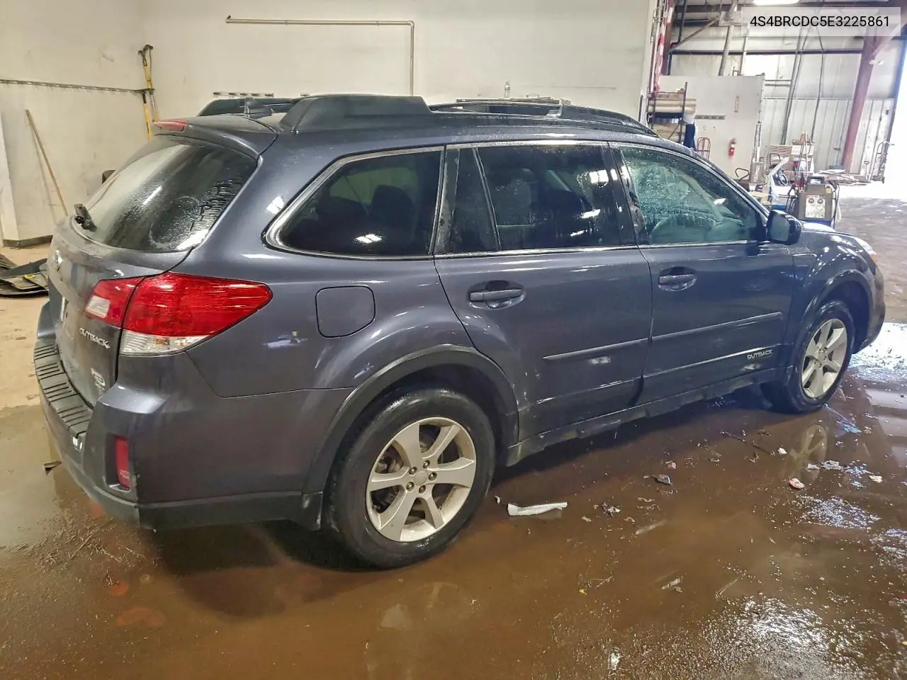 4S4BRCDC5E3225861 2014 Subaru Outback 2.5I Premium