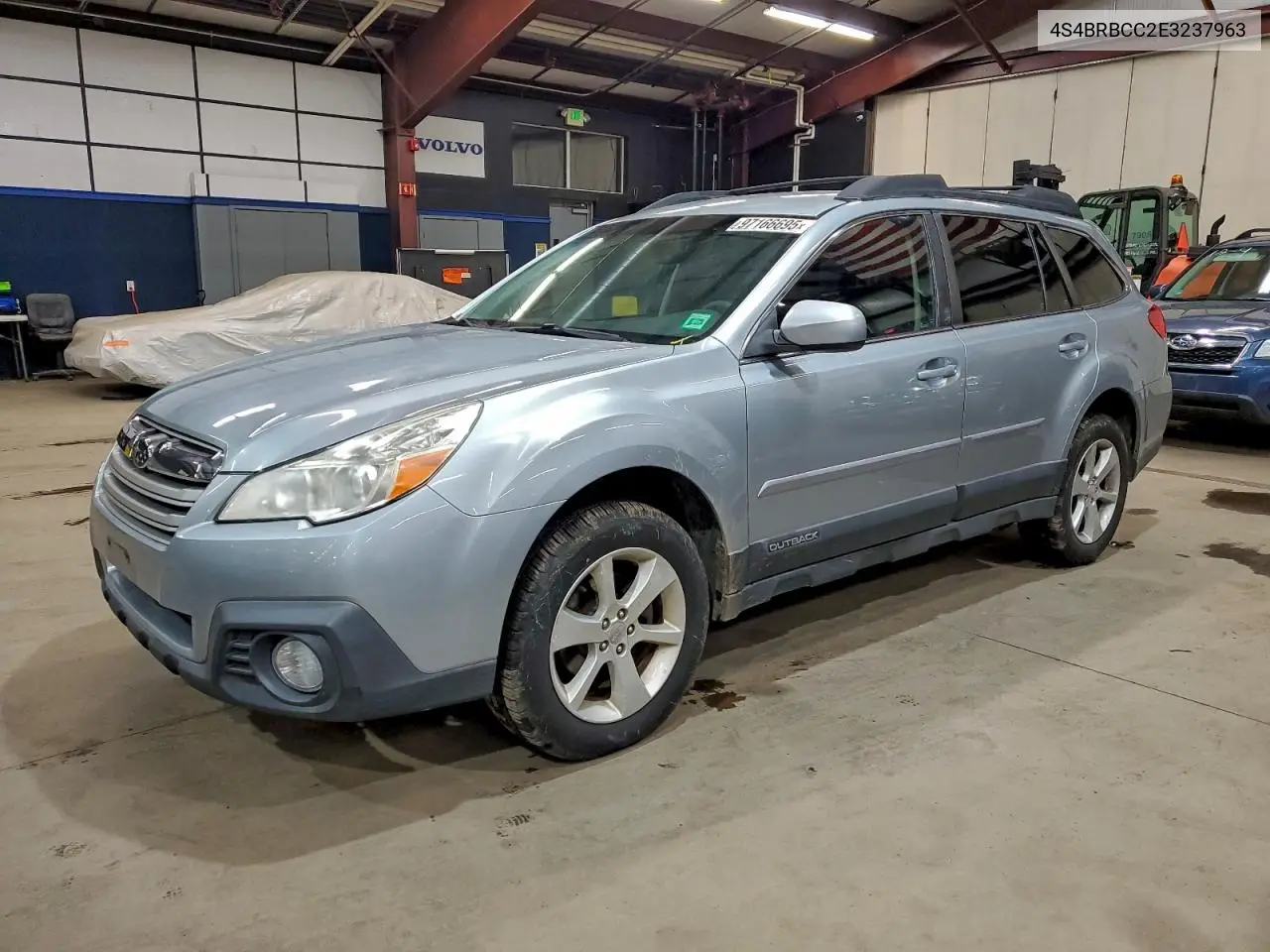 4S4BRBCC2E3237963 2014 Subaru Outback 2.5I Premium