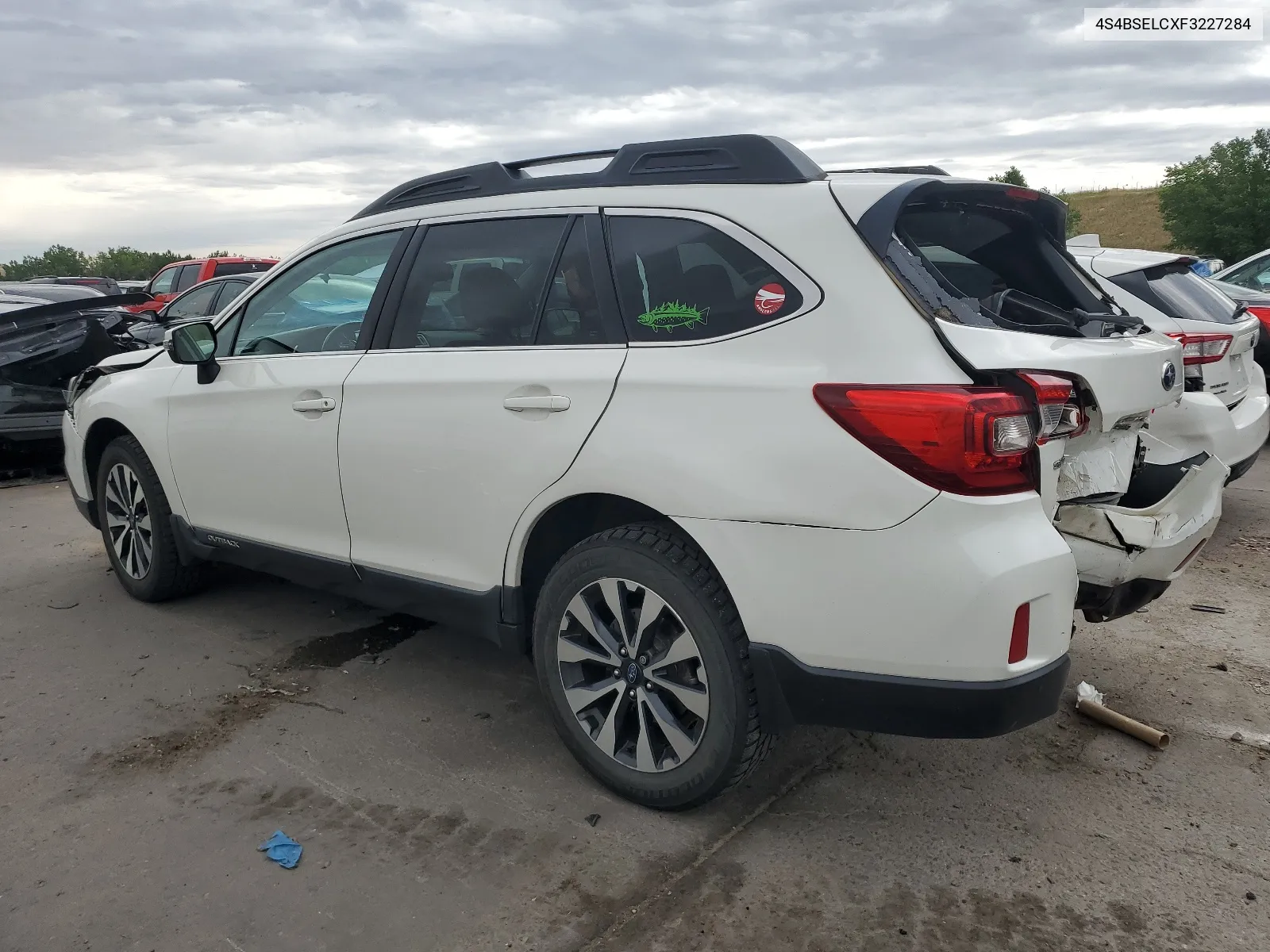 2015 Subaru Outback 3.6R Limited VIN: 4S4BSELCXF3227284 Lot: 61437424