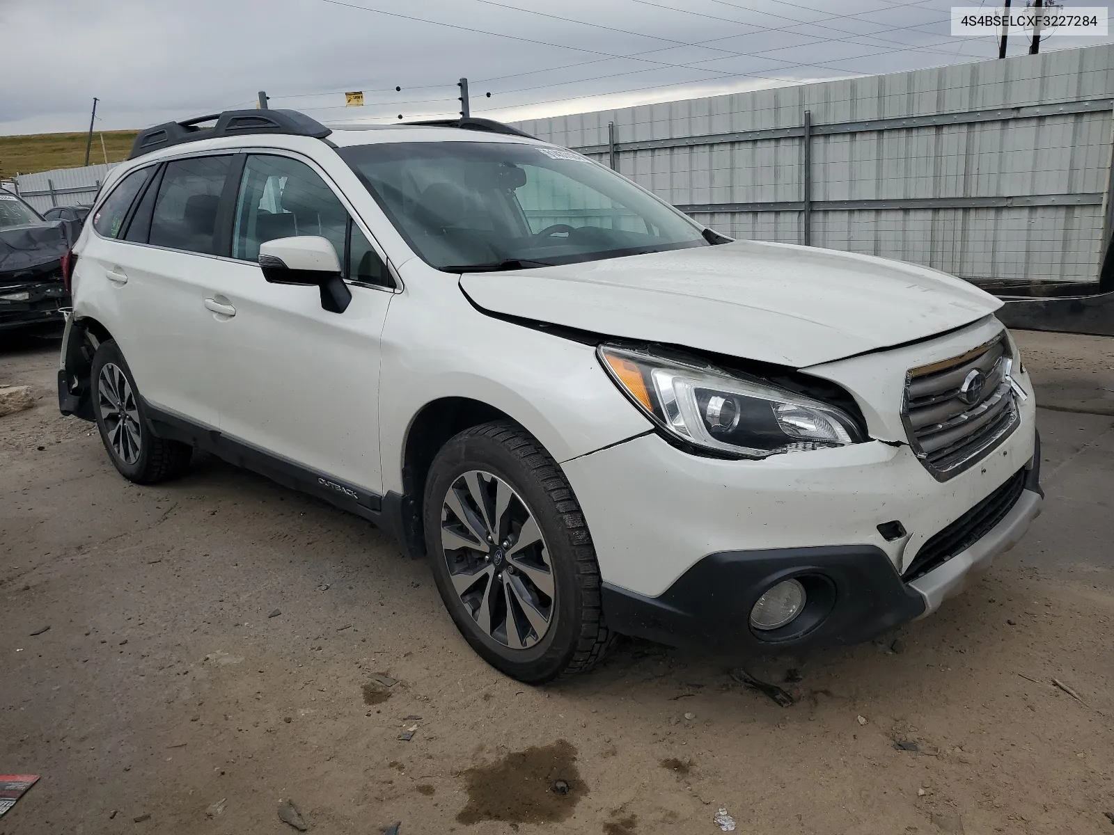 2015 Subaru Outback 3.6R Limited VIN: 4S4BSELCXF3227284 Lot: 61437424