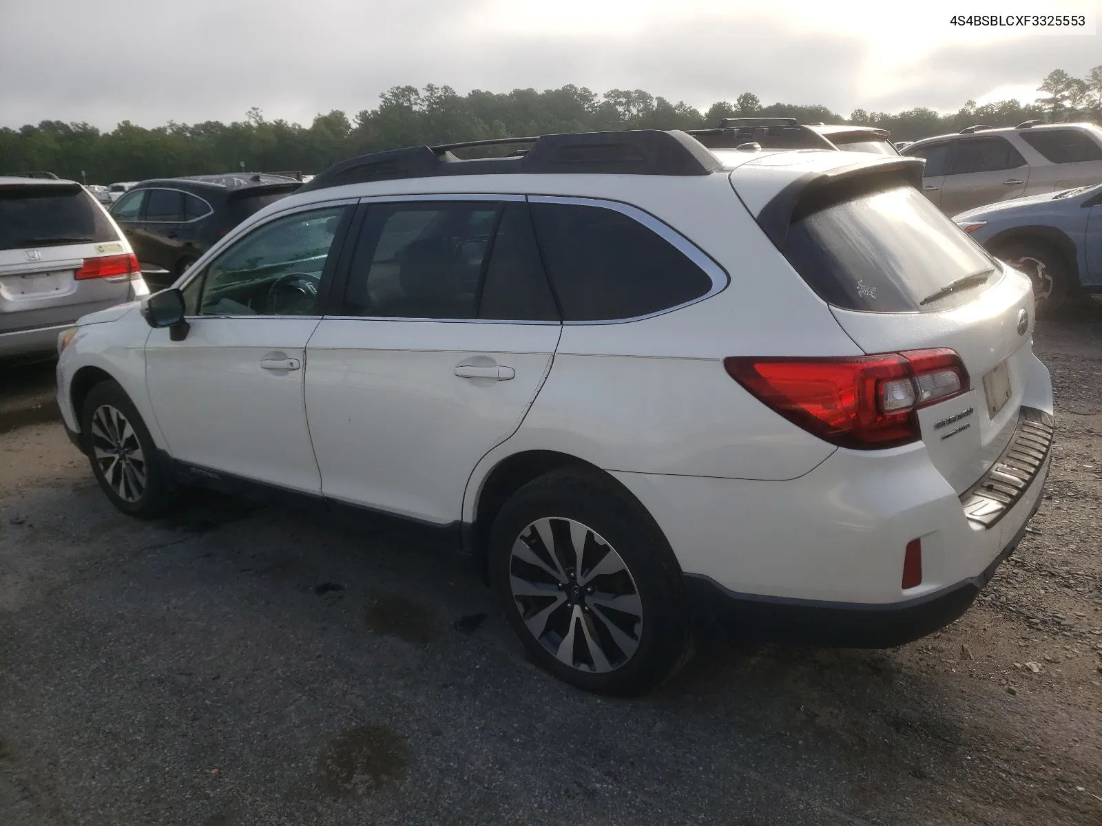 2015 Subaru Outback 2.5I Limited VIN: 4S4BSBLCXF3325553 Lot: 64031264