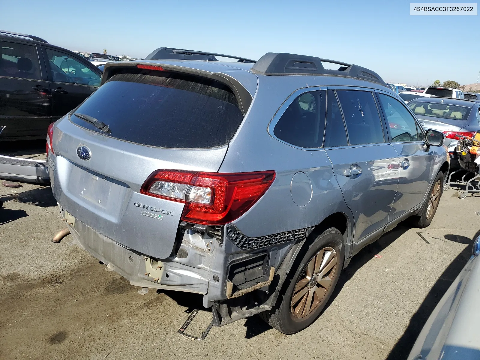 4S4BSACC3F3267022 2015 Subaru Outback 2.5I Premium