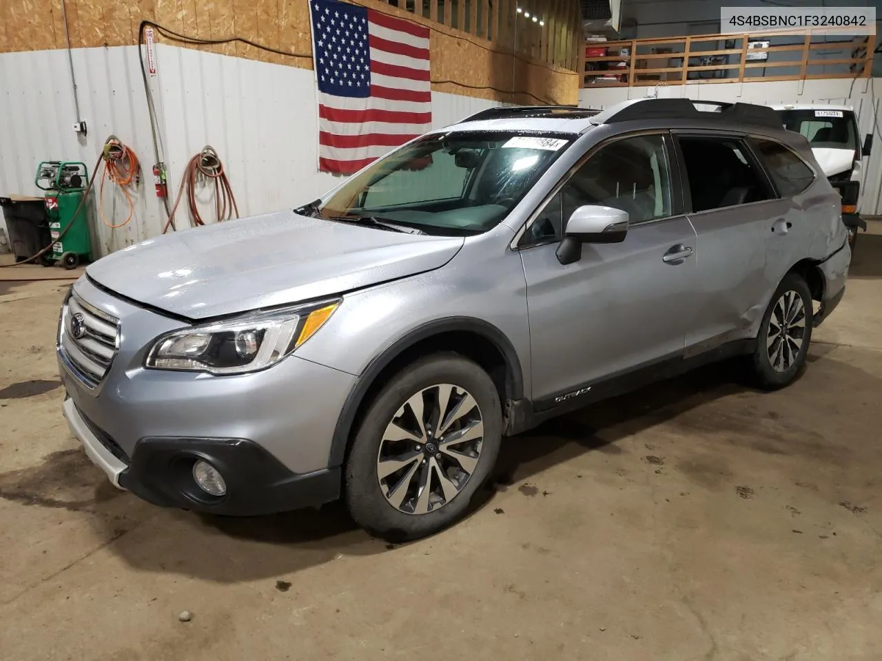 4S4BSBNC1F3240842 2015 Subaru Outback 2.5I Limited