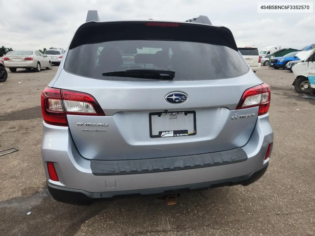 4S4BSBNC6F3352570 2015 Subaru Outback 2.5I Limited
