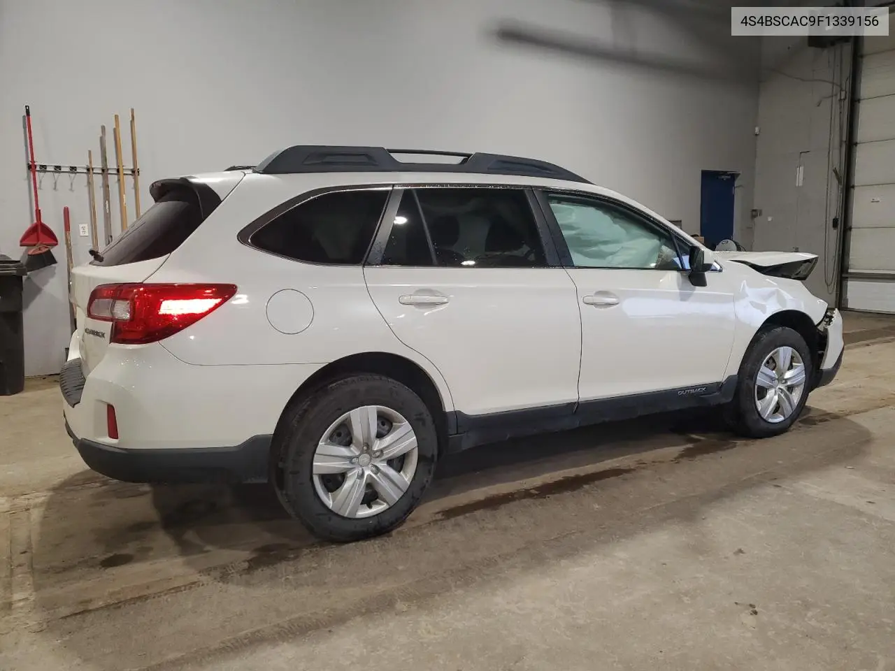 4S4BSCAC9F1339156 2015 Subaru Outback 2.5I