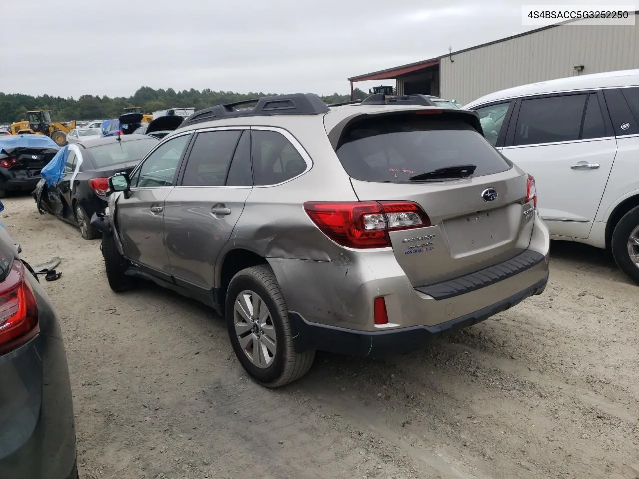 2016 Subaru Outback 2.5I Premium VIN: 4S4BSACC5G3252250 Lot: 69180504