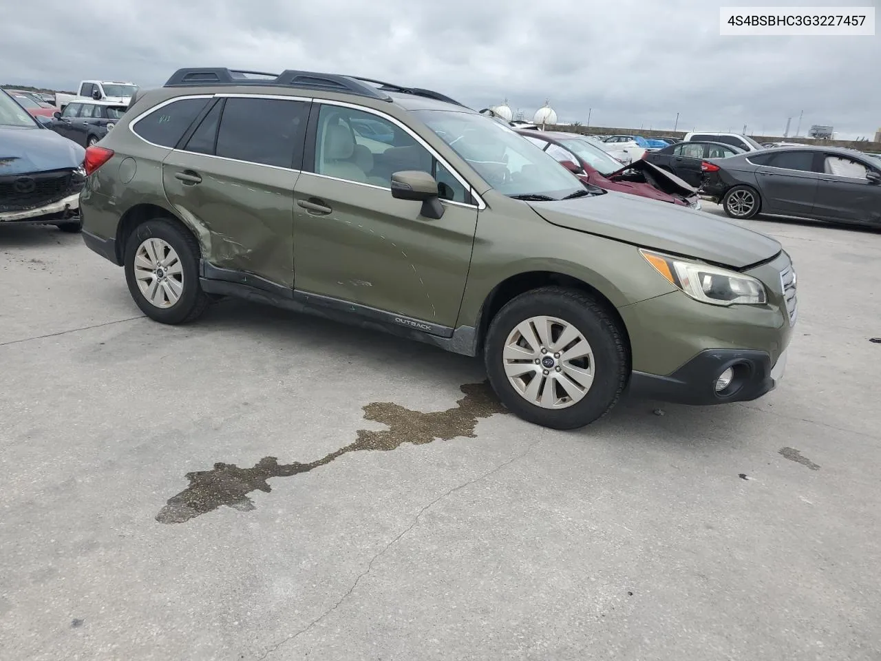 2016 Subaru Outback 2.5I Premium VIN: 4S4BSBHC3G3227457 Lot: 70126904