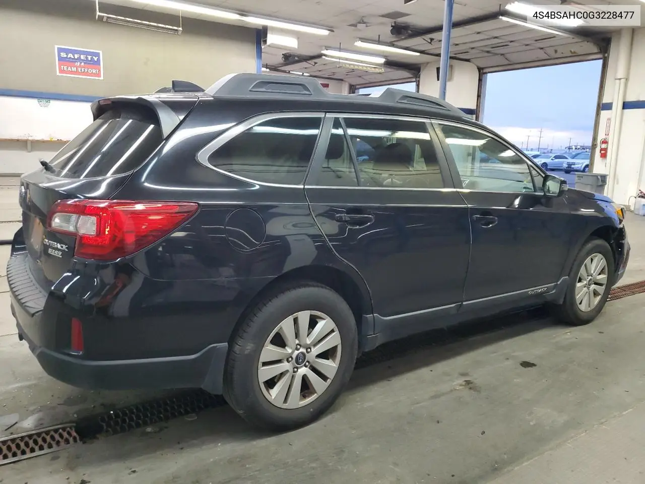 4S4BSAHC0G3228477 2016 Subaru Outback 2.5I Premium