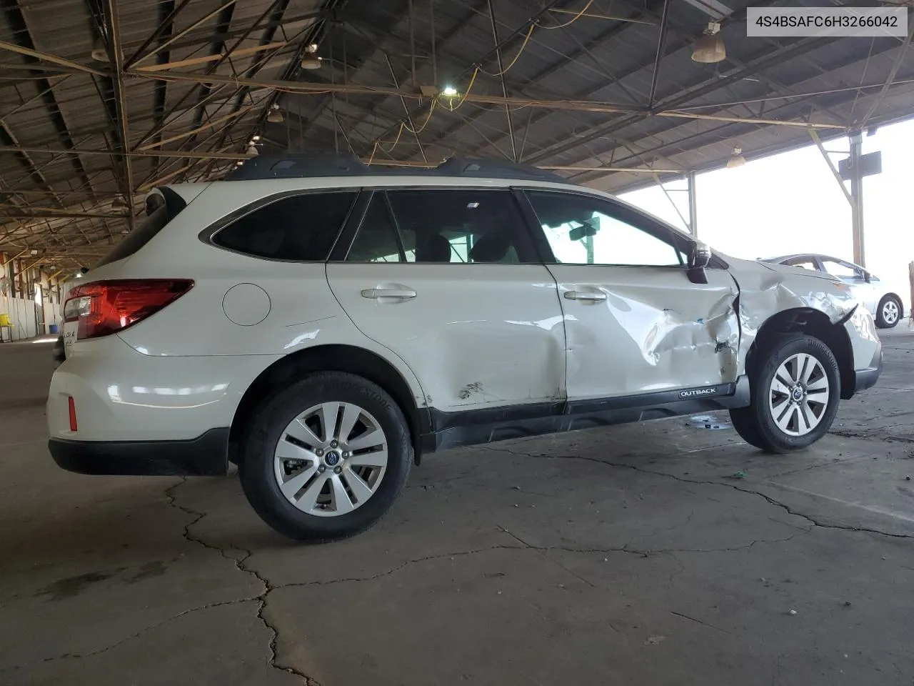 4S4BSAFC6H3266042 2017 Subaru Outback 2.5I Premium