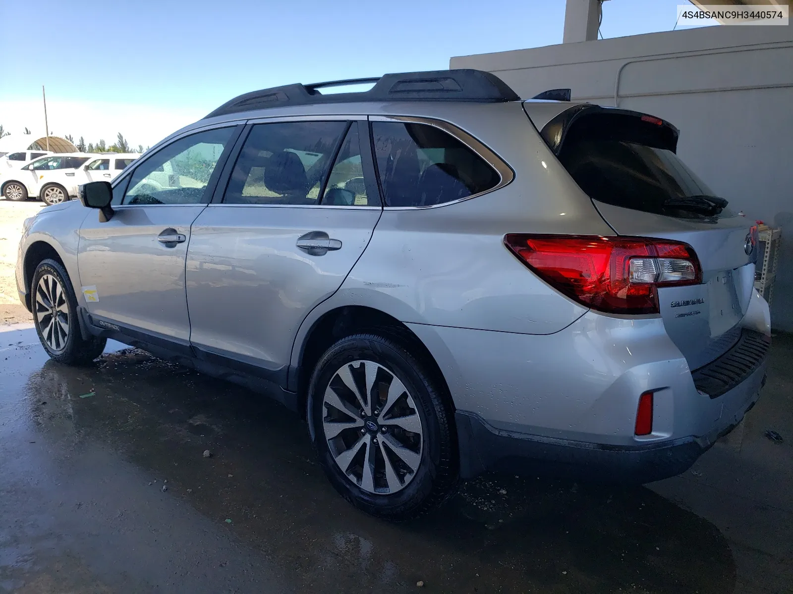 2017 Subaru Outback 2.5I Limited VIN: 4S4BSANC9H3440574 Lot: 63521444