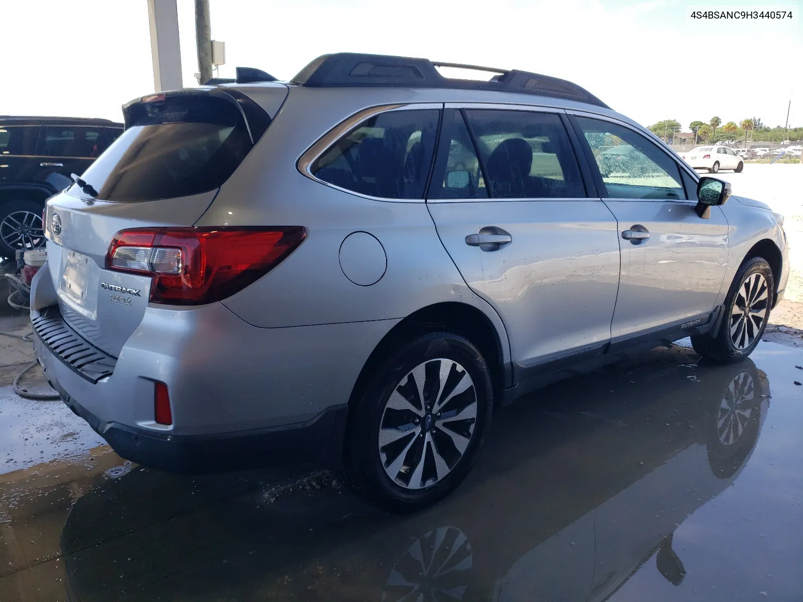 2017 Subaru Outback 2.5I Limited VIN: 4S4BSANC9H3440574 Lot: 63521444