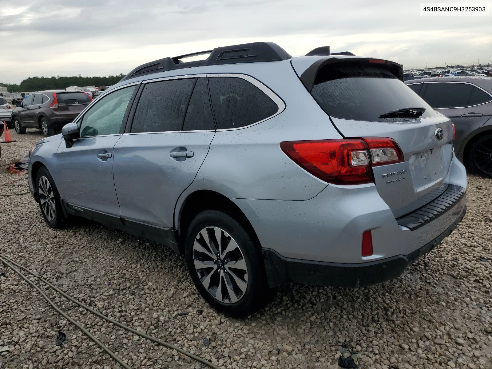 2017 Subaru Outback 2.5I Limited VIN: 4S4BSANC9H3253903 Lot: 63712264