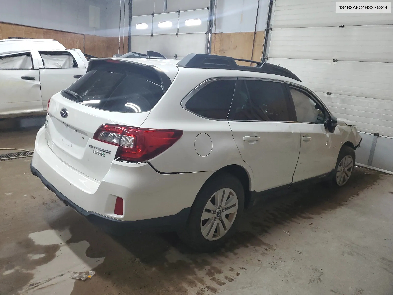 4S4BSAFC4H3276844 2017 Subaru Outback 2.5I Premium