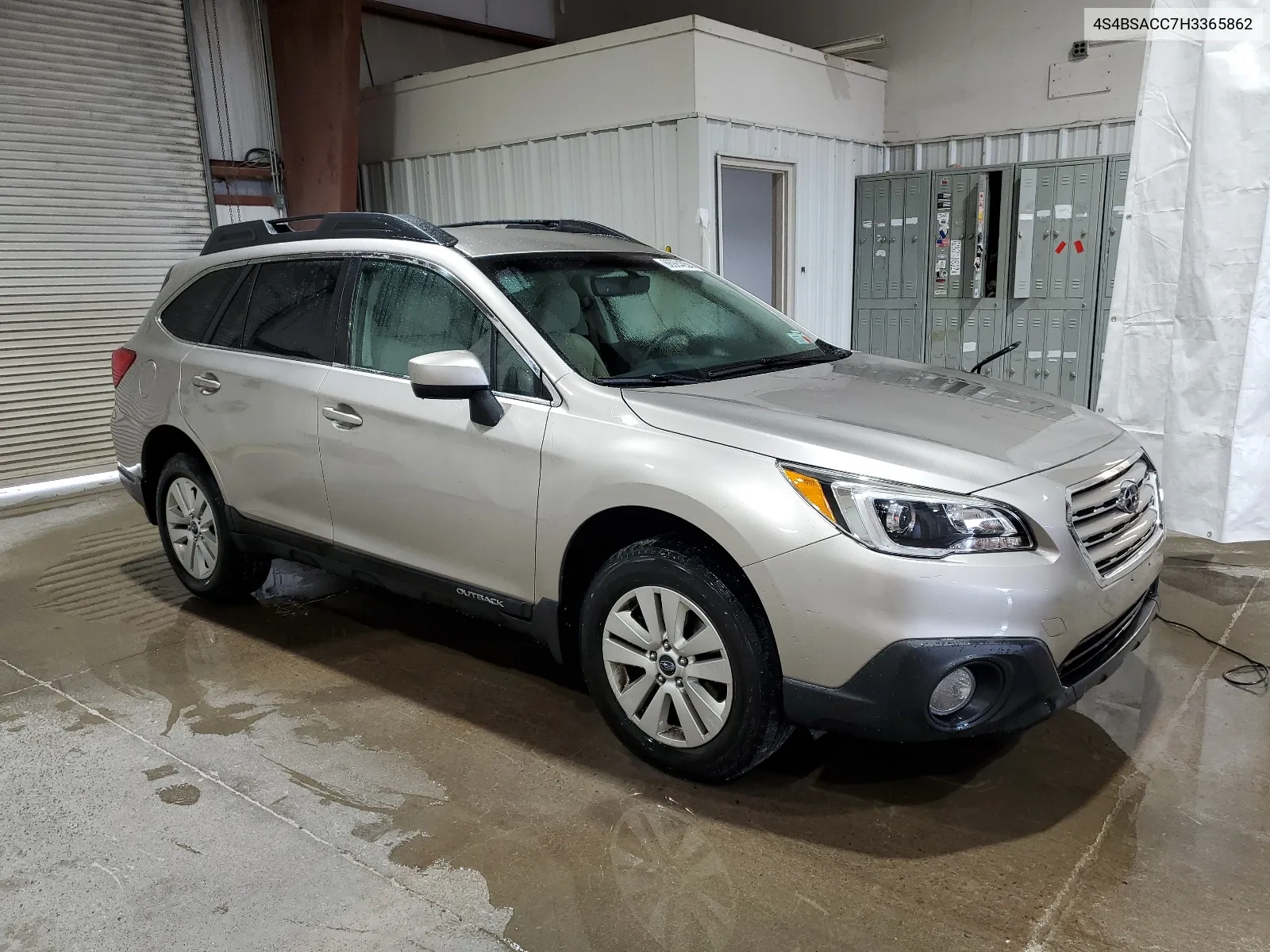 4S4BSACC7H3365862 2017 Subaru Outback 2.5I Premium