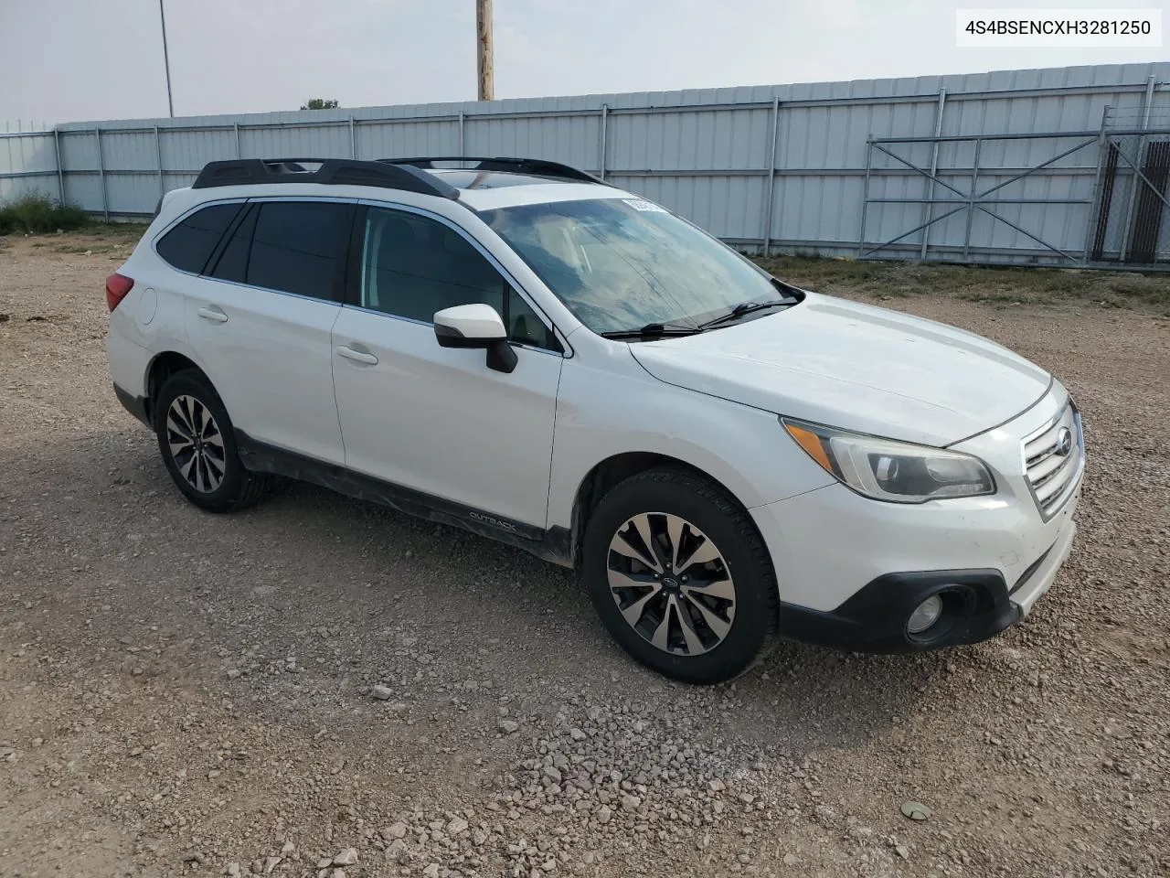 4S4BSENCXH3281250 2017 Subaru Outback 3.6R Limited