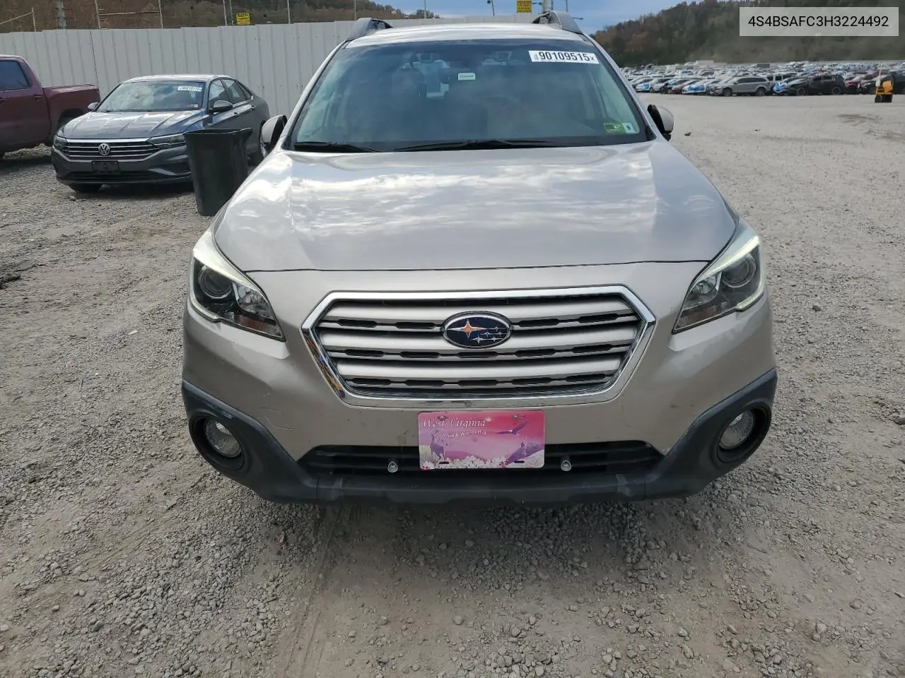 4S4BSAFC3H3224492 2017 Subaru Outback 2.5I Premium