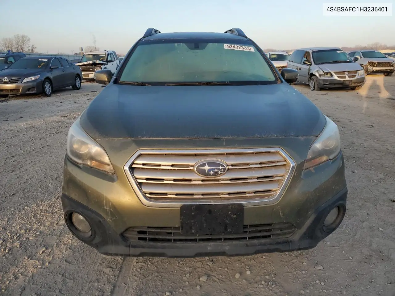 4S4BSAFC1H3236401 2017 Subaru Outback 2.5I Premium