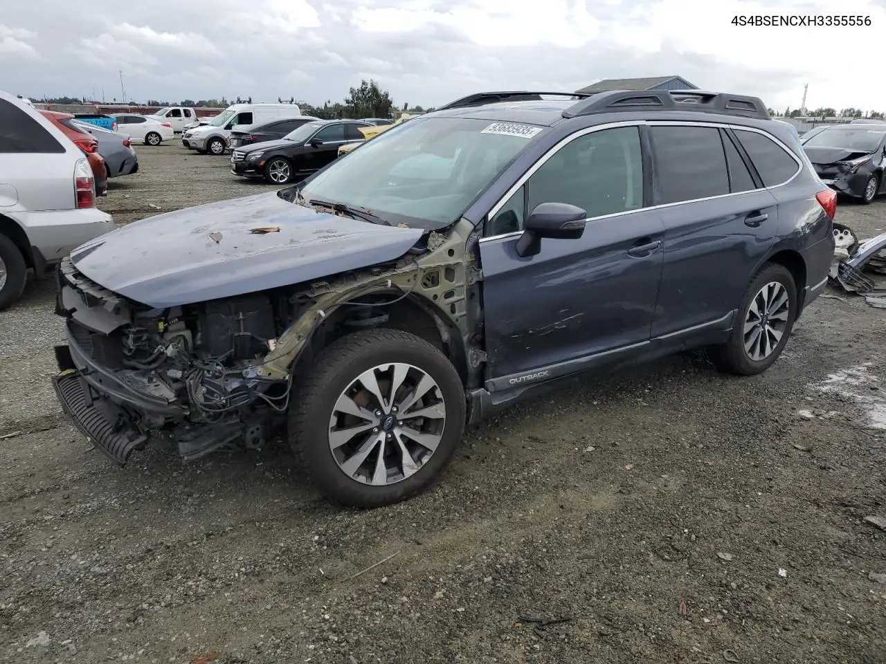 4S4BSENCXH3355556 2017 Subaru Outback 3.6R Limited