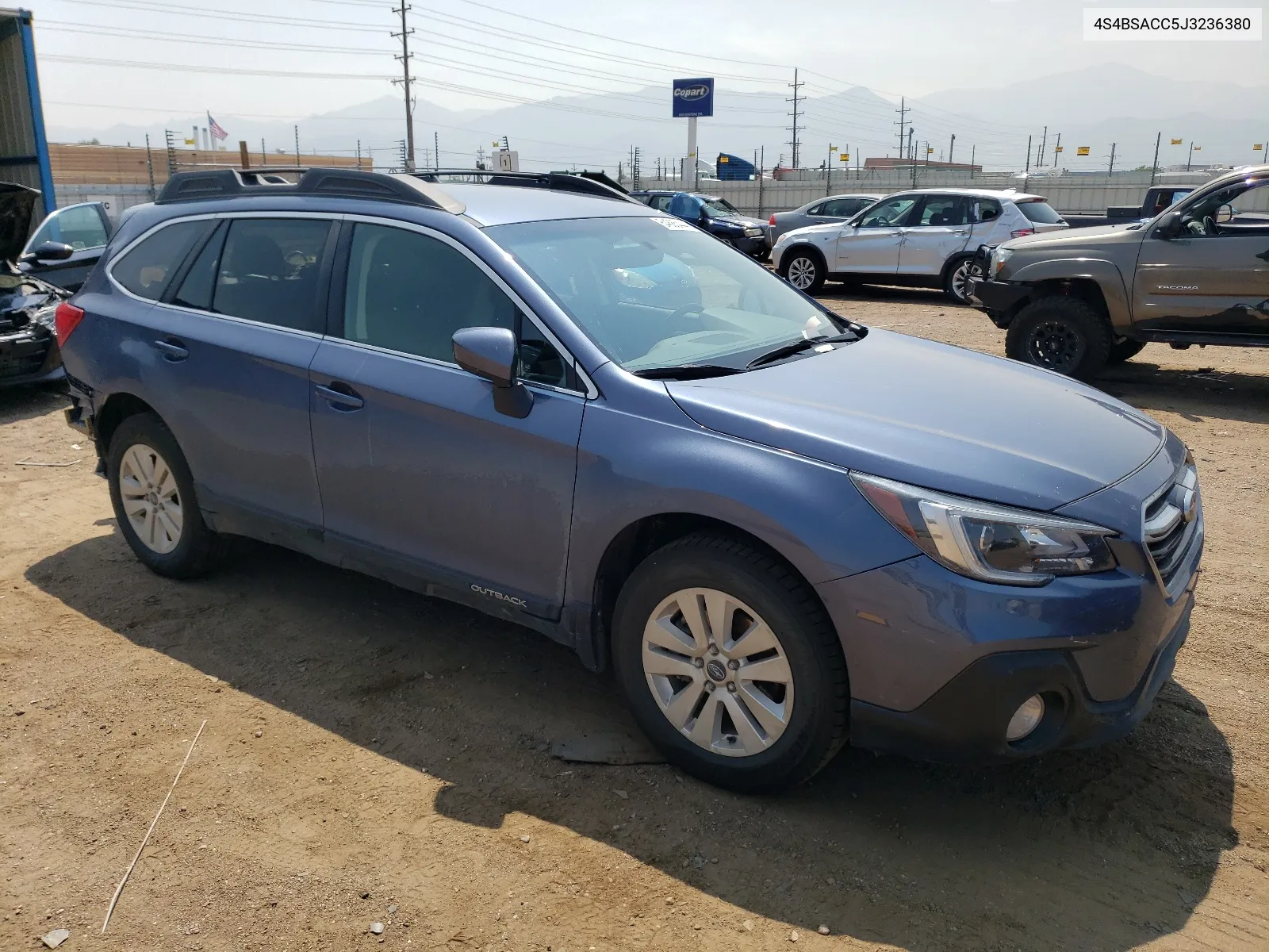 4S4BSACC5J3236380 2018 Subaru Outback 2.5I Premium