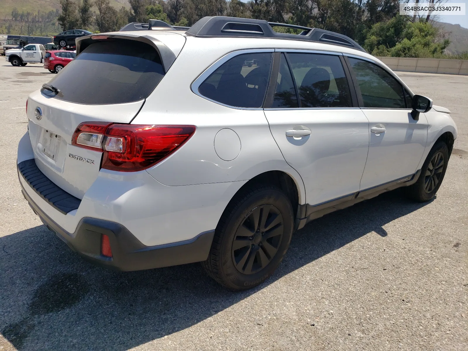 2018 Subaru Outback 2.5I Premium VIN: 4S4BSACC3J3340771 Lot: 66505424