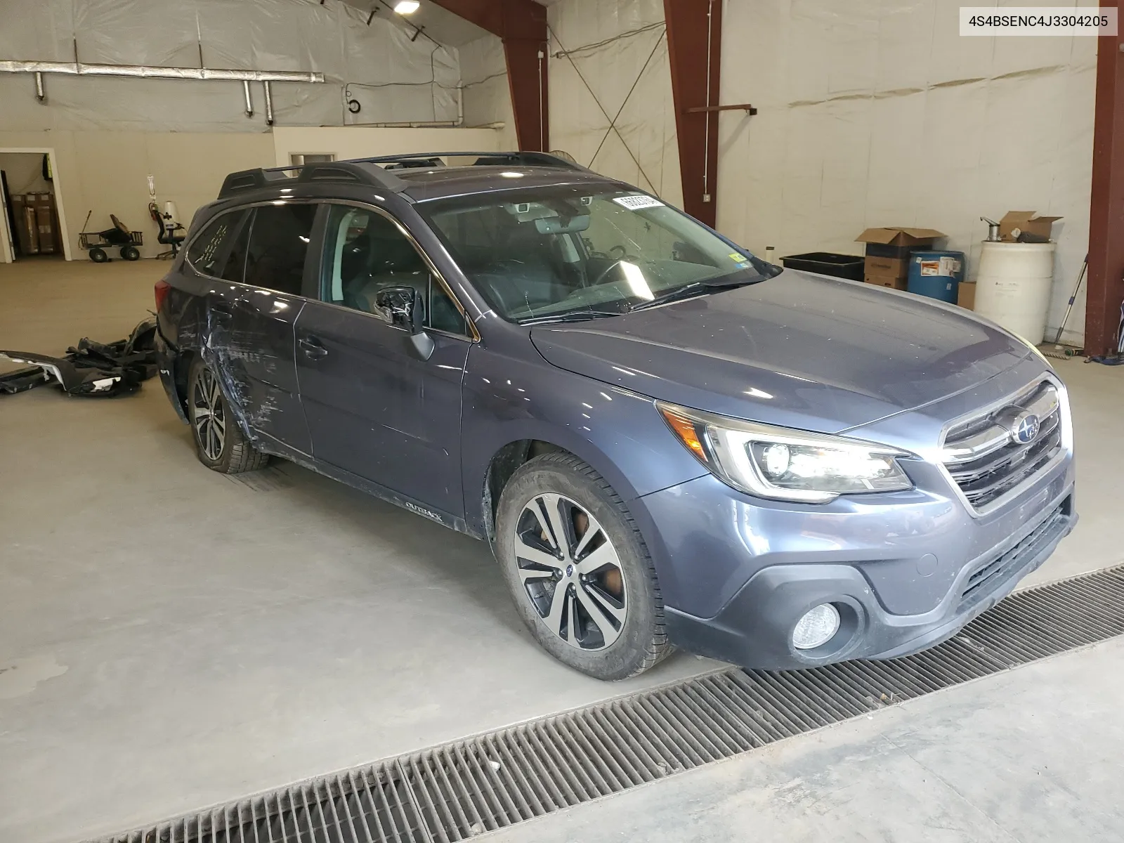 2018 Subaru Outback 3.6R Limited VIN: 4S4BSENC4J3304205 Lot: 66823764